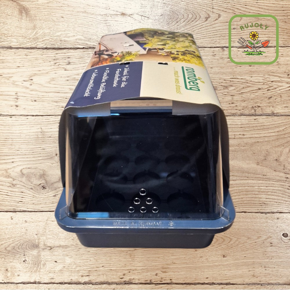 Romberg Gewächshaus S COLOR auf der Fensterbank mit wachsenden Pflanzen – ideales Mini-Gewächshaus für Zuhause