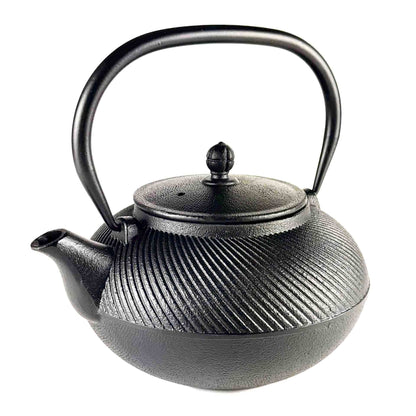 Kurotama Gusseisen-Teekanne 1000 ml in Schwarz