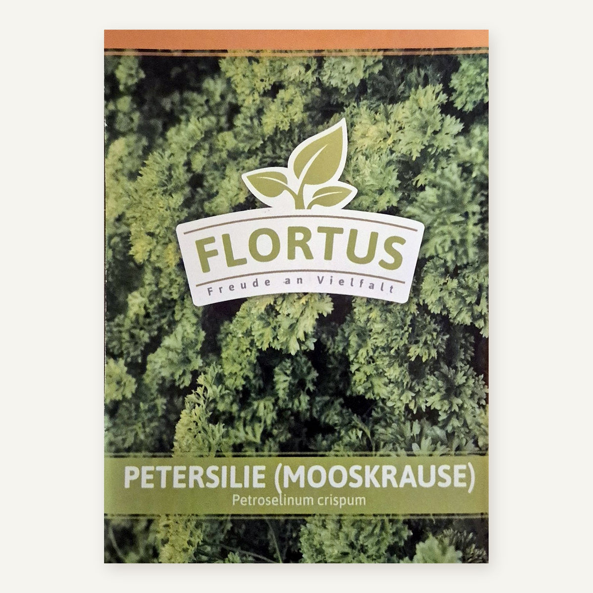 FLORTUS Saatguttüte Petersilie (Mooskrause) mit Foto dicht gekrauster, grüner Petersilie und FLORTUS-Logo